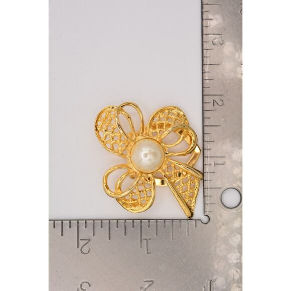 Vintage Bow Scarf Clip Faux Pearl Shiny Gold Tone Yellow Brushed 1980s 9B - Picture 12 of 12